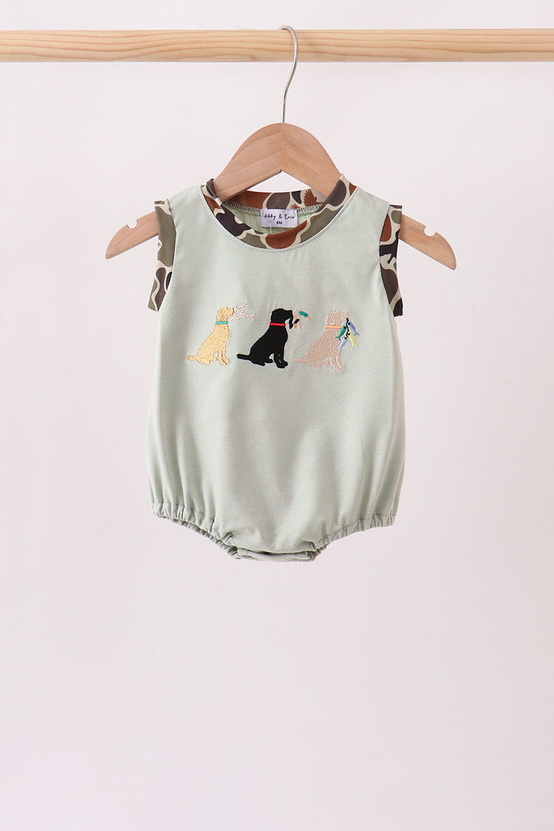 Camo Hunting Embroidered Bubble