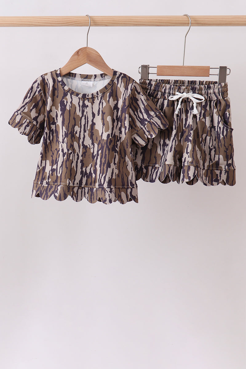 Camouflage scalloped mom&me shorts set
