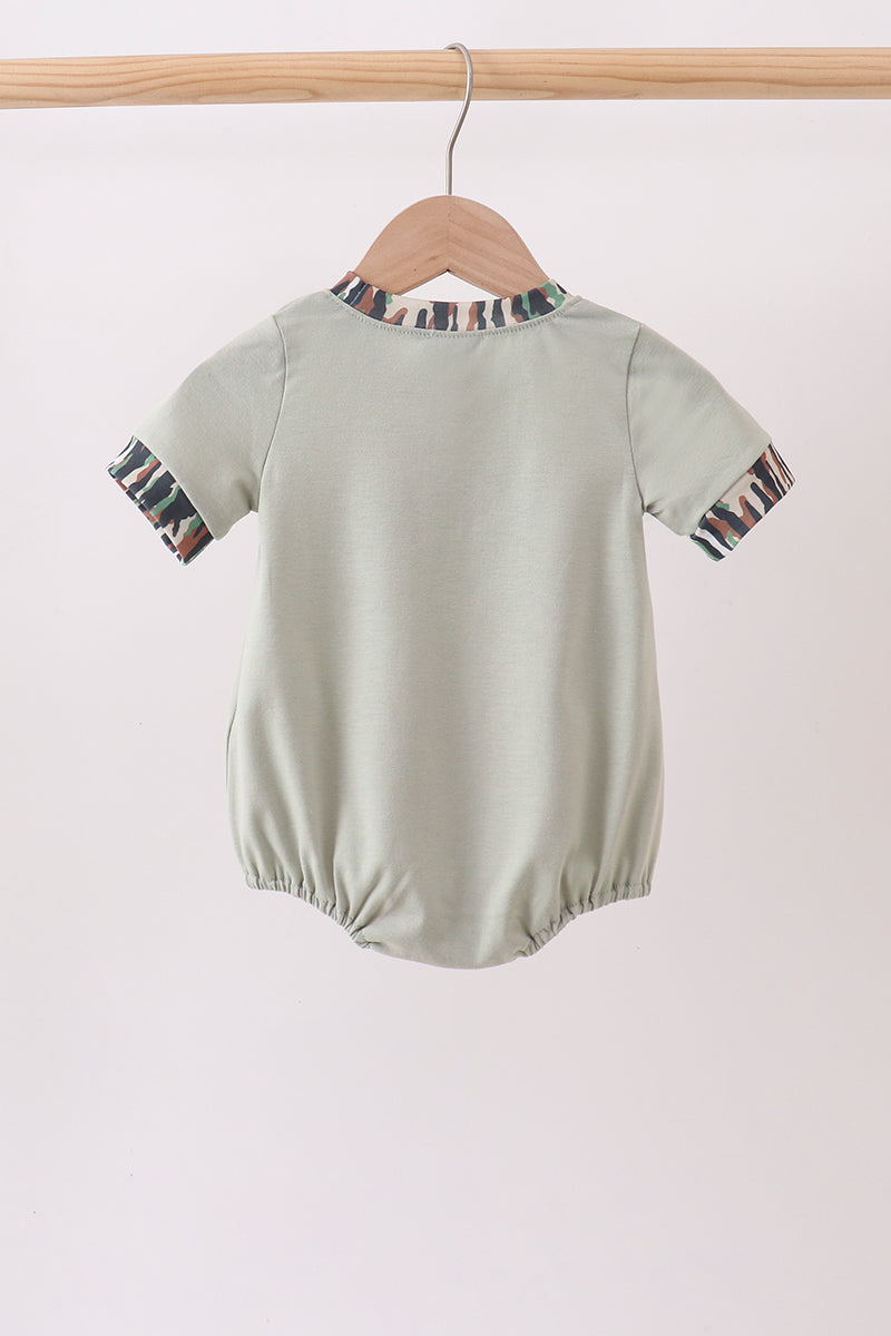 Sage Hunting Embroidered Bubble